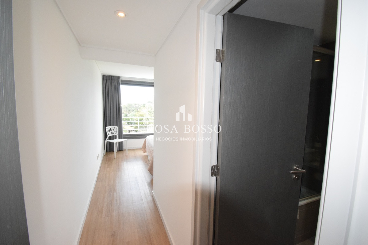 Apartamento ID.5041 - VENTA, apartamento, 2 dormitorios, Mansa, Punta del Este, Uruguay.