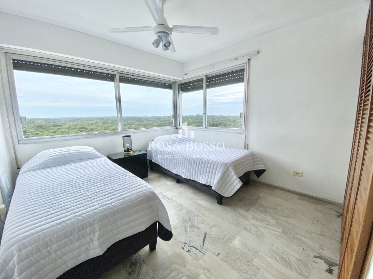 Apartamento ID.1590 - VENTA, Apartamento, 3 dormitorios, Punta del Este, Uruguay
