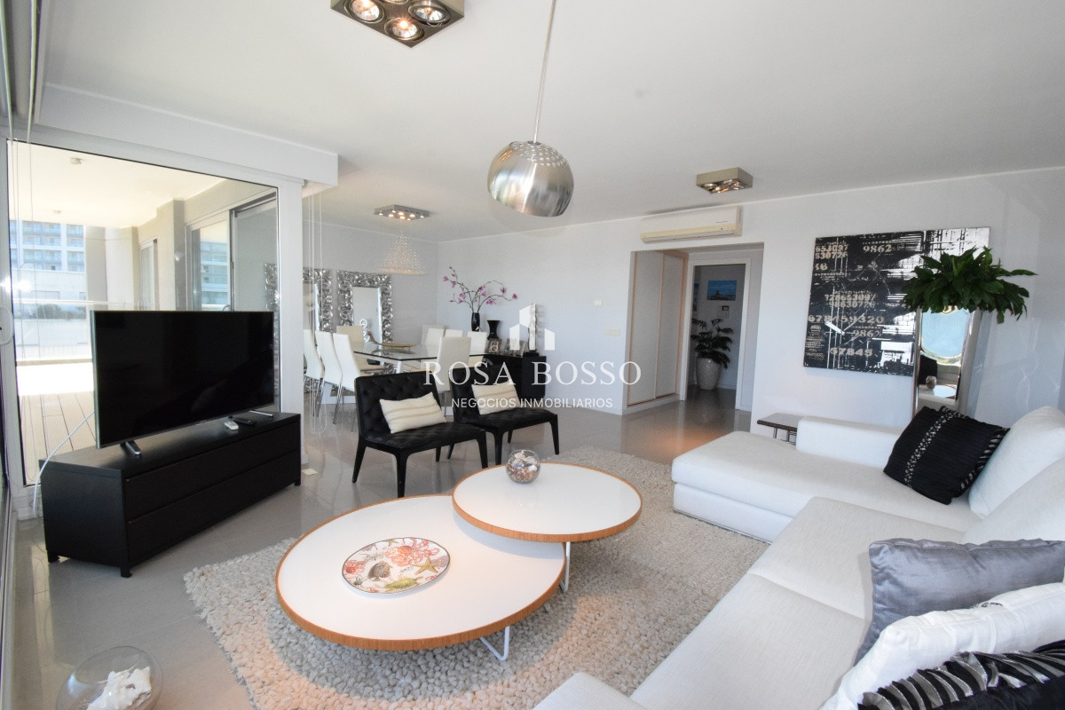 Apartamento ID.5040 - Apartamento, Venta, 3 dormitorios, Punta del Este, Mansa
