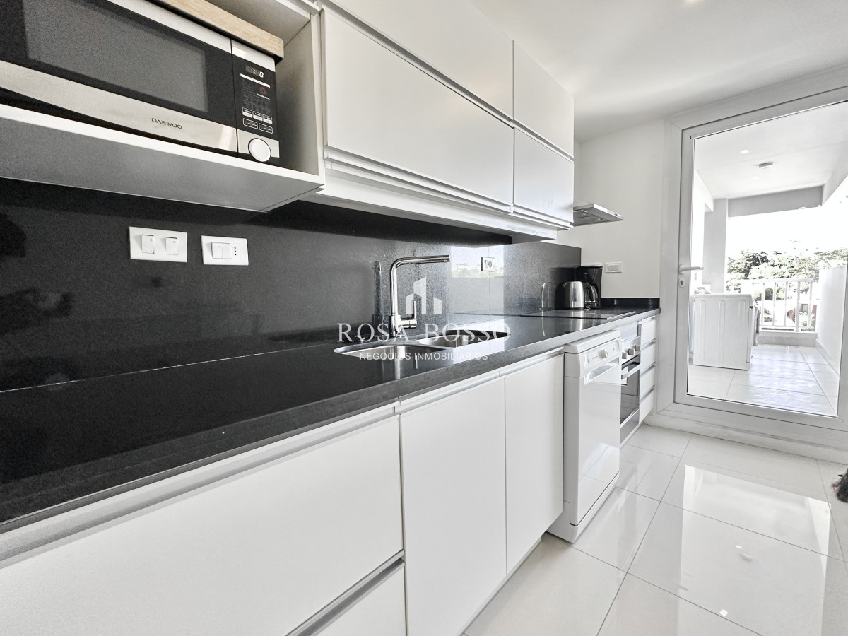 Apartamento ID.9585 - Penthouse Venta Playa Mansa Punta del Este