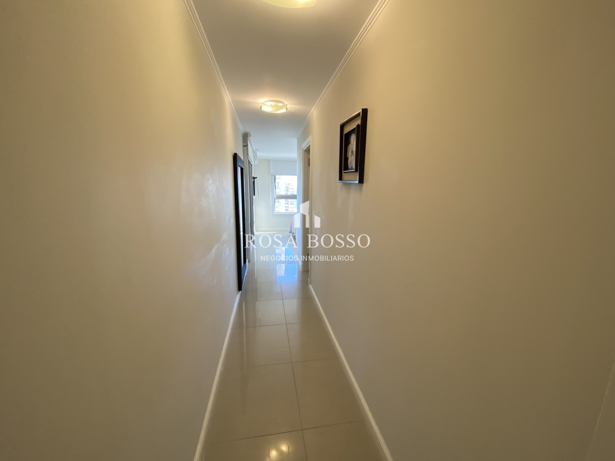 Apartamento ID.2546 - Apartamento Venta alquiler 3 dormitorios Brava Punta del Este