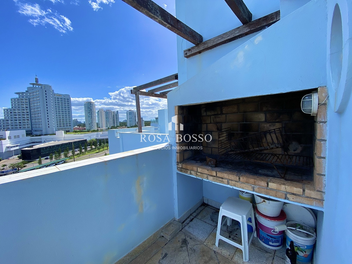 Apartamento ID.8995 - Venta, Apartamento, 2 dormitorios, Chiverta, Punta del Este