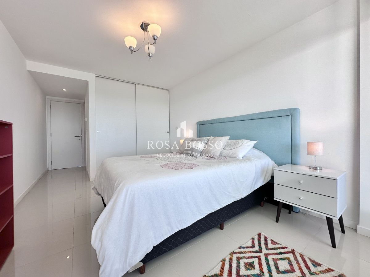 Apartamento ID.9585 - Penthouse Venta Playa Mansa Punta del Este