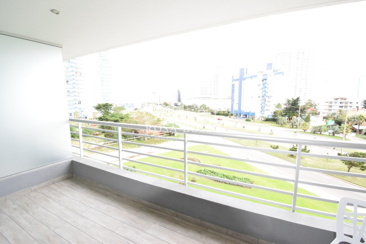 Apartamento ID.5041 - VENTA, apartamento, 2 dormitorios, Mansa, Punta del Este, Uruguay.