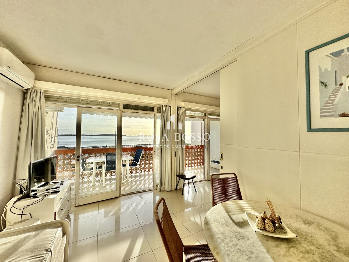 Apartamento ID.7212 - Apartamento Venta 1 dormitorio Mansa Punta del Este Primera Línea de la Mansa con vista