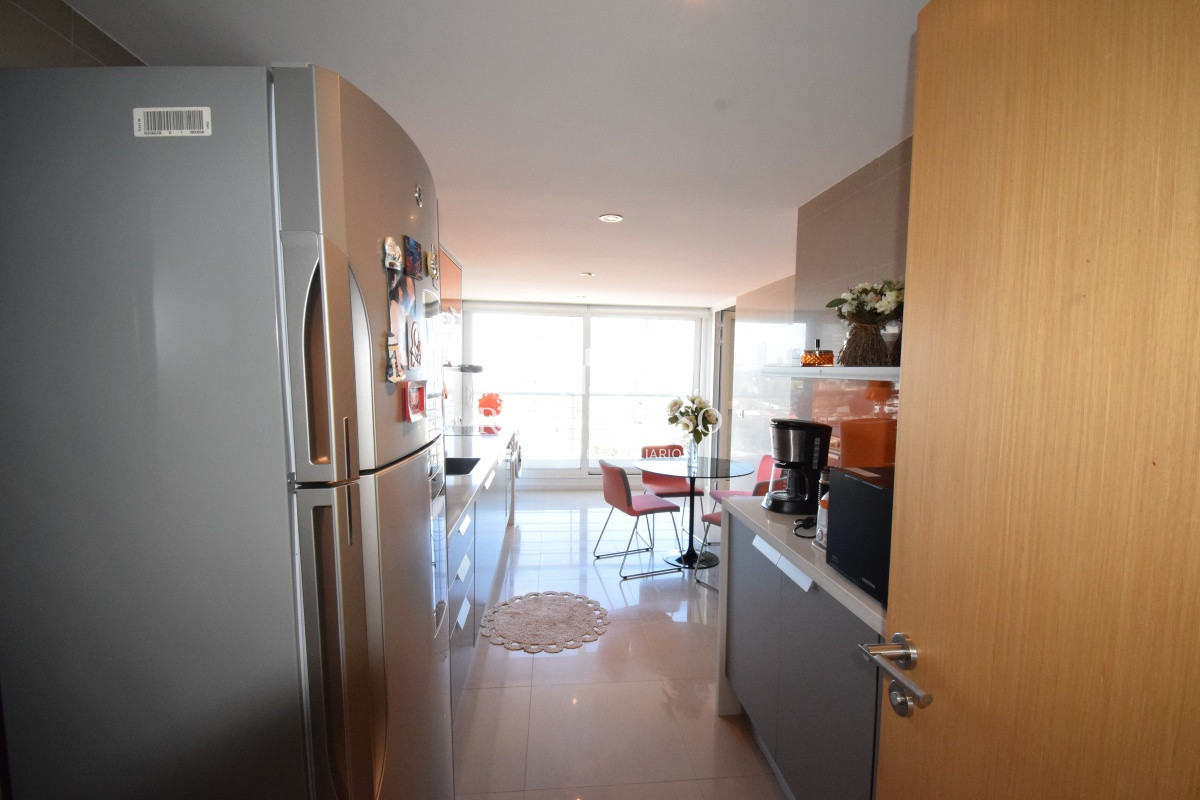 Apartamento ID.5040 - Apartamento, Venta, 3 dormitorios, Punta del Este, Mansa
