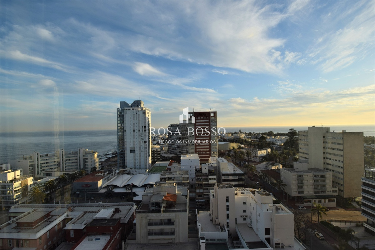 Apartamento ID.2840 - Apto en una hermosa ubicación, en península, zona el Faro. 