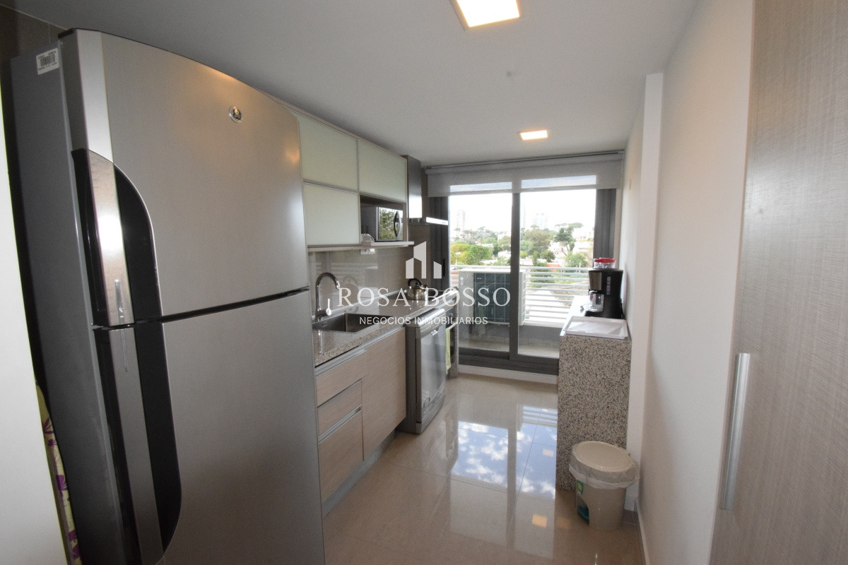 Apartamento ID.5041 - VENTA, apartamento, 2 dormitorios, Mansa, Punta del Este, Uruguay.