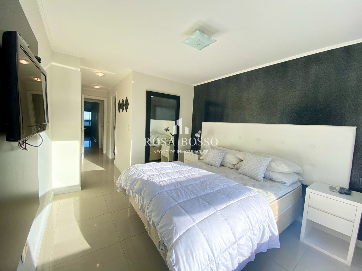 Apartamento ID.1293 -  Apartamento  3 dormitorios  Península Punta del Este Uruguay