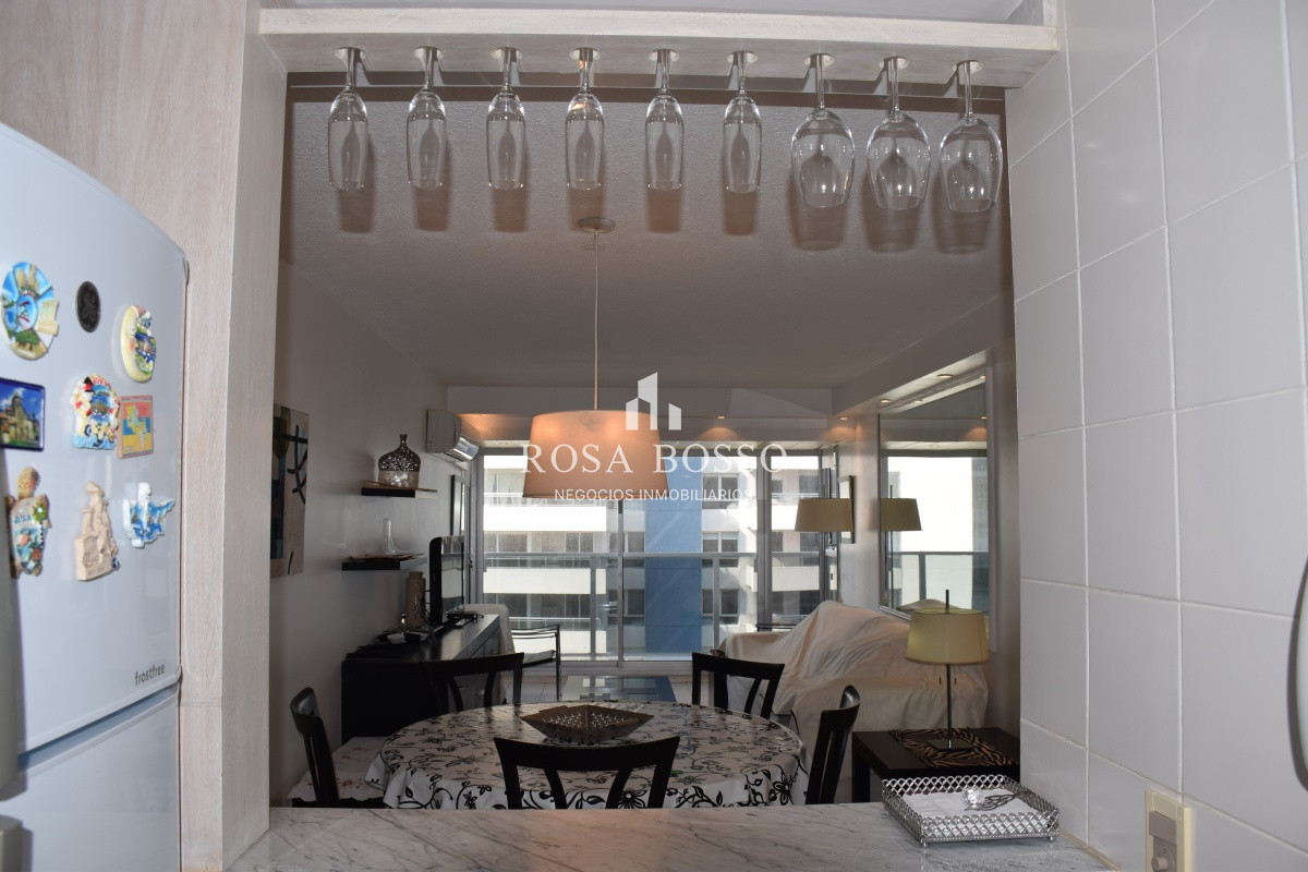 Apartamento ID.1726 - VENTA, Apartamento, 1 dormitorio y medio, Punta del Este, Uruguay
