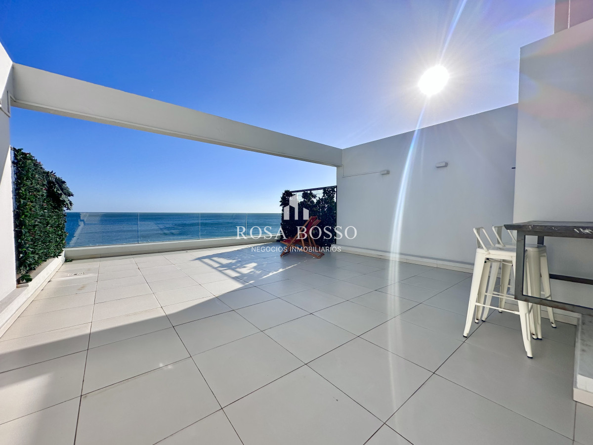Apartamento ID.9585 - Penthouse Venta Playa Mansa Punta del Este