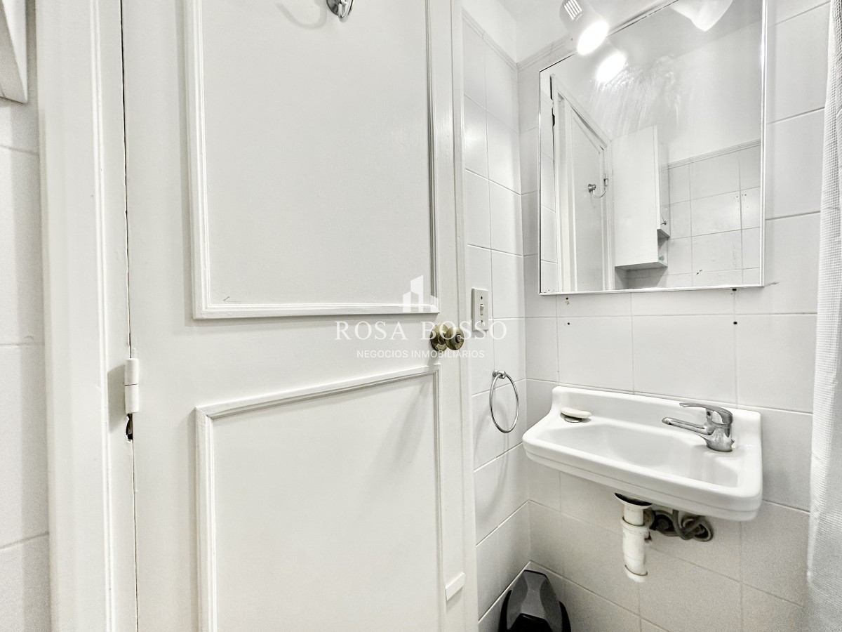 Apartamento ID.8864 - Apartamento Venta 4 dormitorios Península Punta del Este con Vista