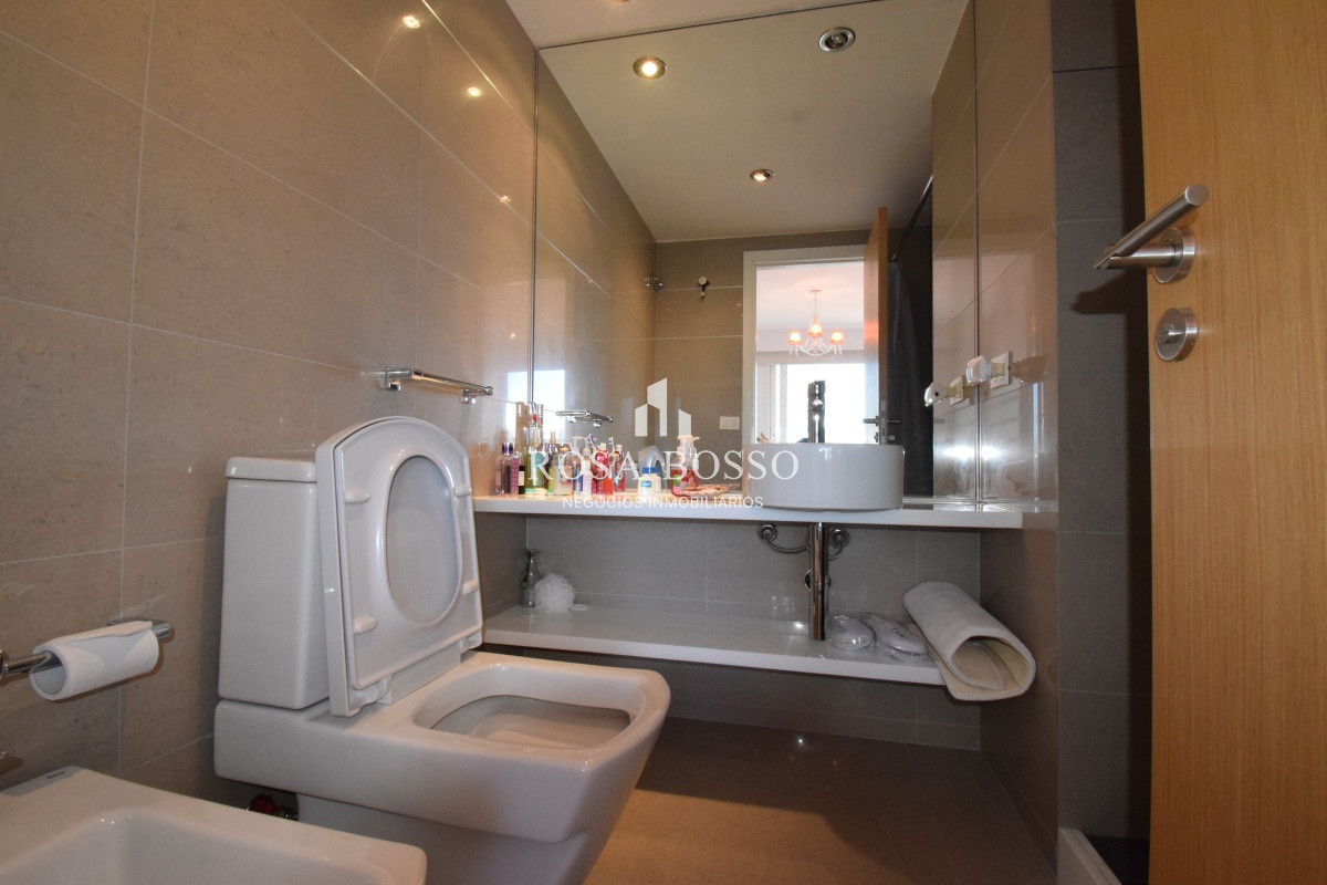 Apartamento ID.5040 - Apartamento, Venta, 3 dormitorios, Punta del Este, Mansa
