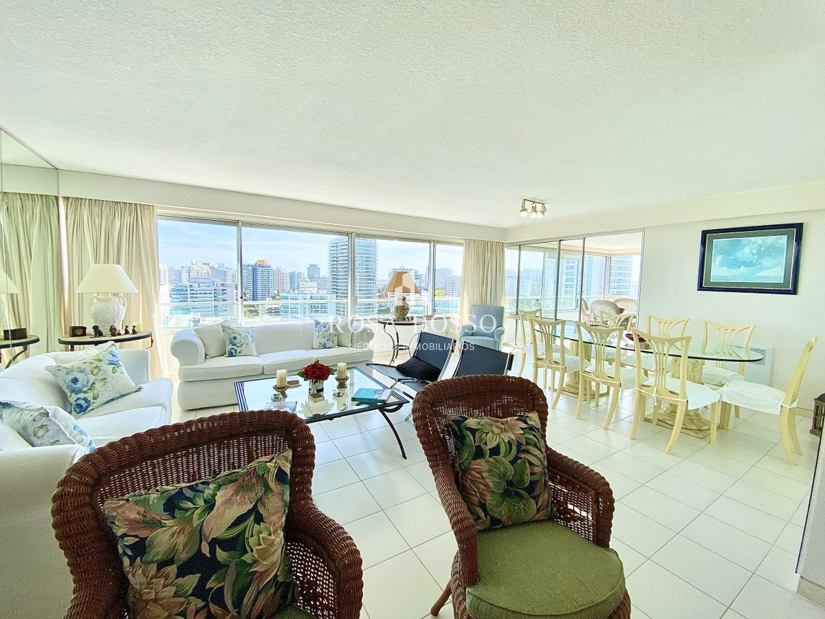 Brava - GoPunta - Portal Inmobiliario de Punta del Este - Maldonado