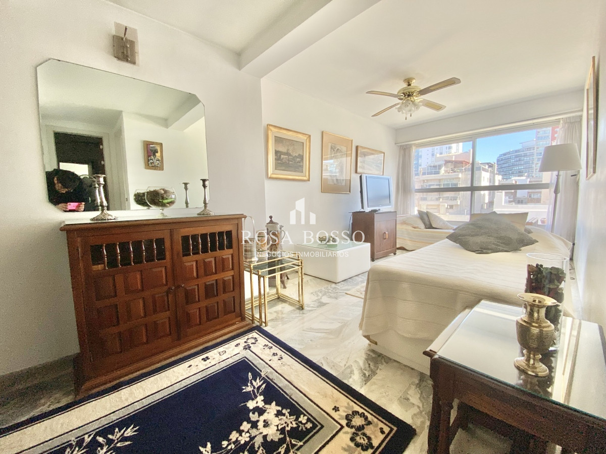 Apartamento ID.347 - Apartamento, Venta, 1 dormitorio, Punta del Este, Península