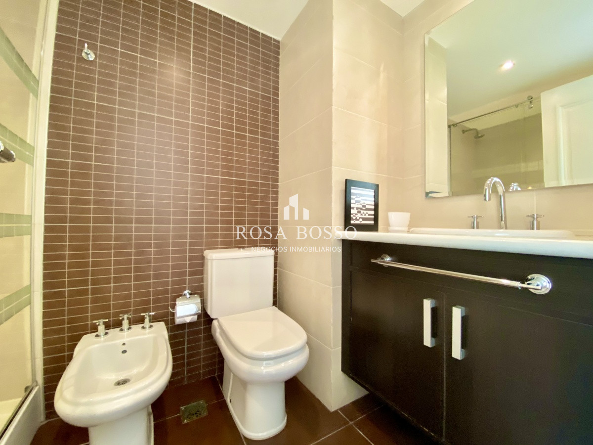 Apartamento ID.1293 -  Apartamento  3 dormitorios  Península Punta del Este Uruguay