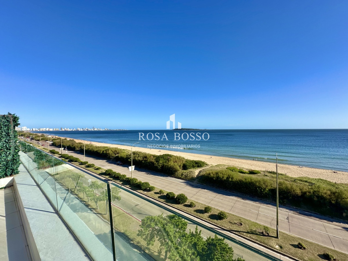 Apartamento ID.9585 - Penthouse Venta Playa Mansa Punta del Este