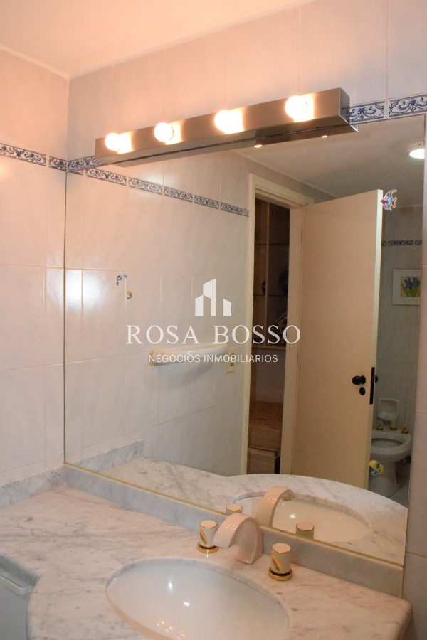 Apartamento ID.1726 - VENTA, Apartamento, 1 dormitorio y medio, Punta del Este, Uruguay