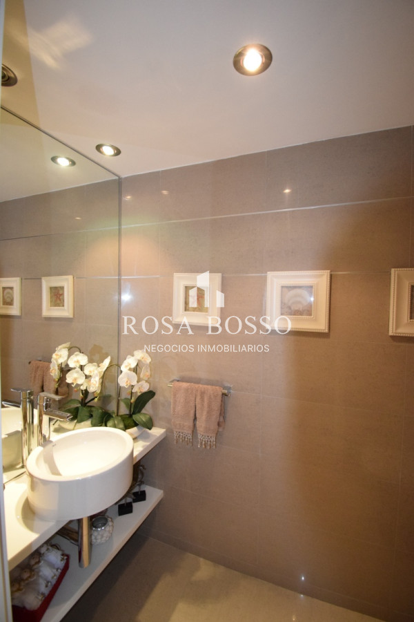 Apartamento ID.5040 - Apartamento, Venta, 3 dormitorios, Punta del Este, Mansa