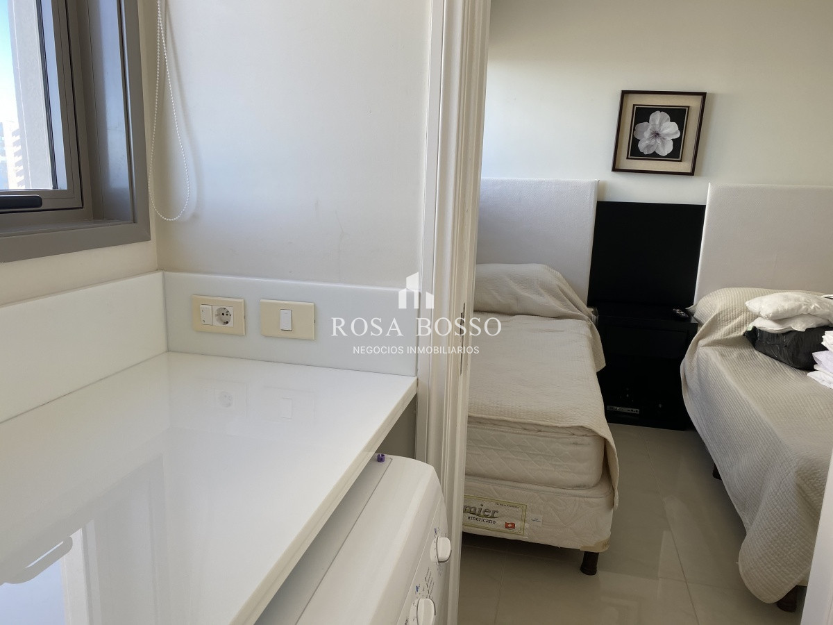 Apartamento ID.2546 - Apartamento Venta alquiler 3 dormitorios Brava Punta del Este