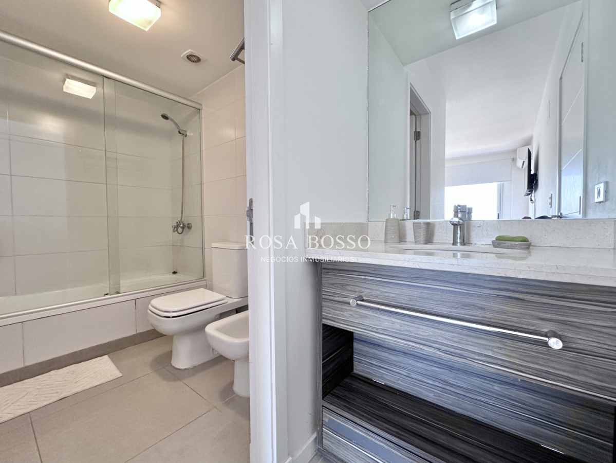 Apartamento ID.9852 - Apartamento Venta 2 dormitorios Brava Punta del Este