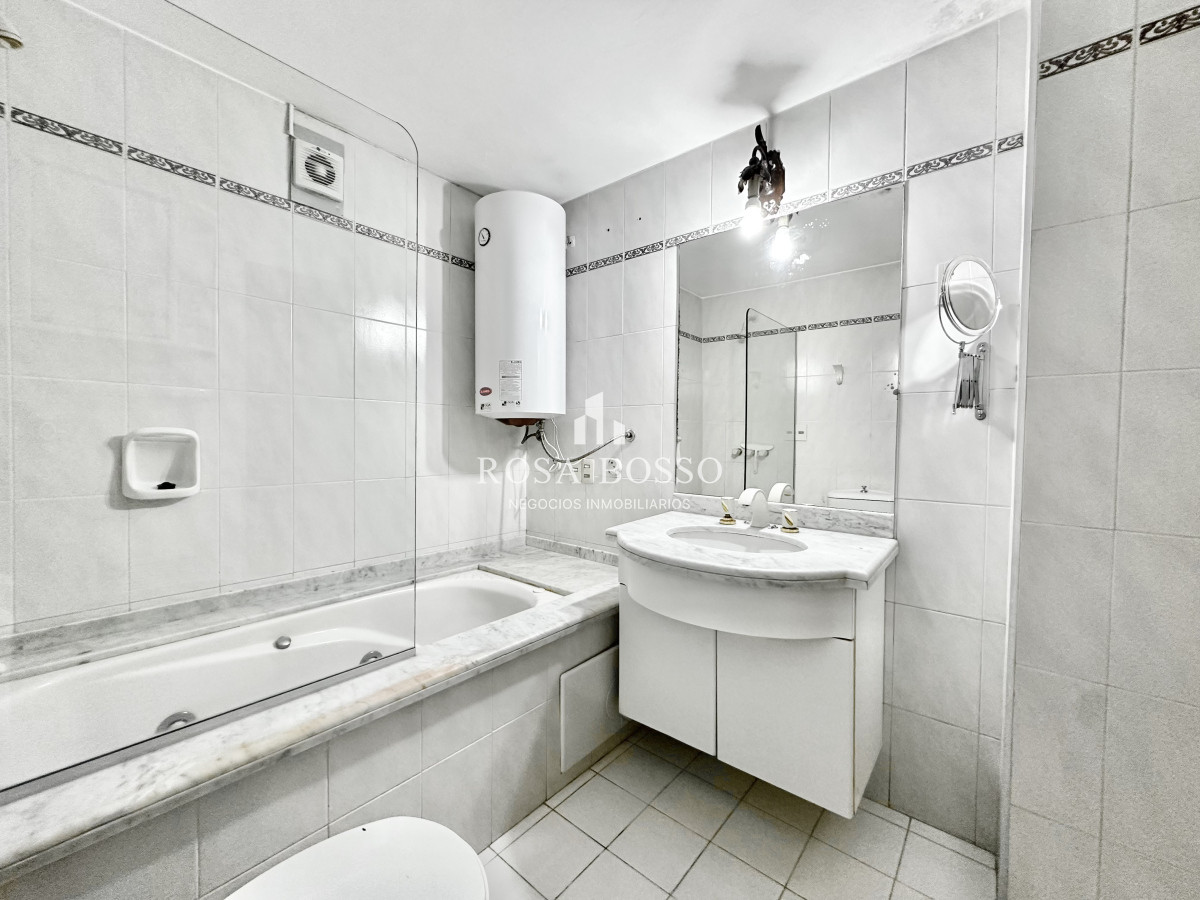 Apartamento ID.9547 - Apartamento Venta 2 dormitorios Long Beach Punta del Este 