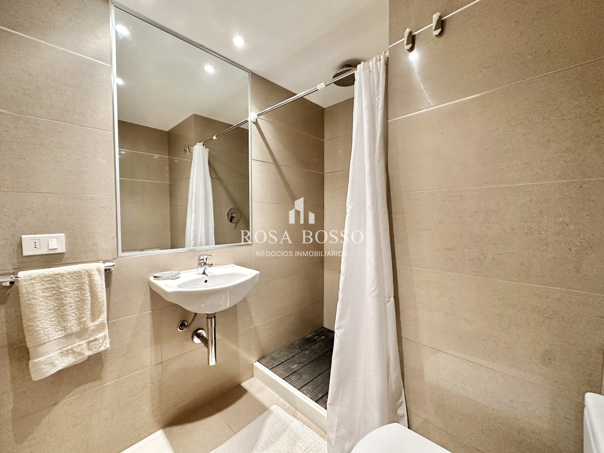 Apartamento ID.5344 - Apartamento Alquiler 3 dormitorios Mansa Punta del Este Alexander Collection
