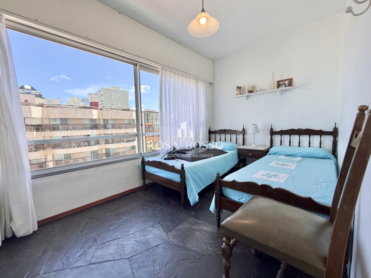 Apartamento ID.9859 - Apartamento Venta 2 dormitorios Península Punta del Este