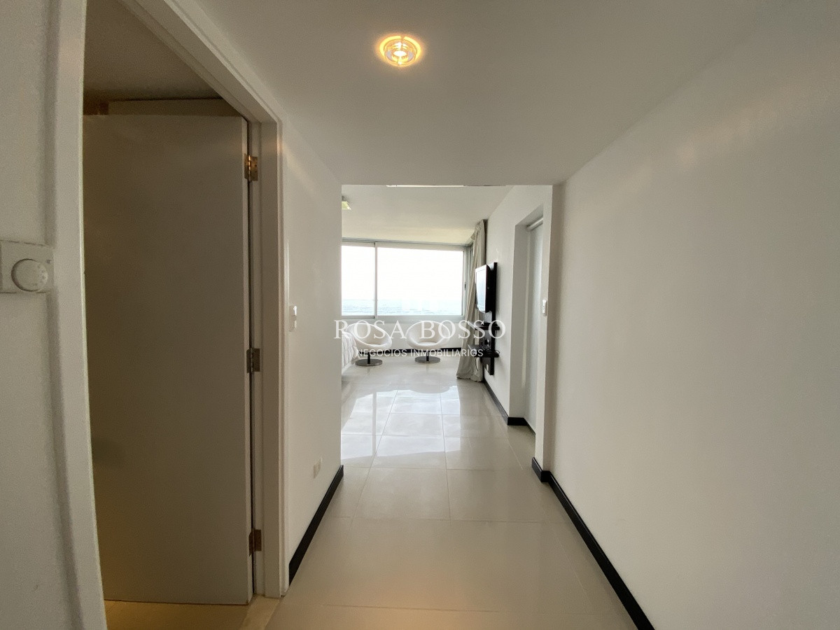 Apartamento ID.5813 - Espectacular Apartamento frente a playa brava 