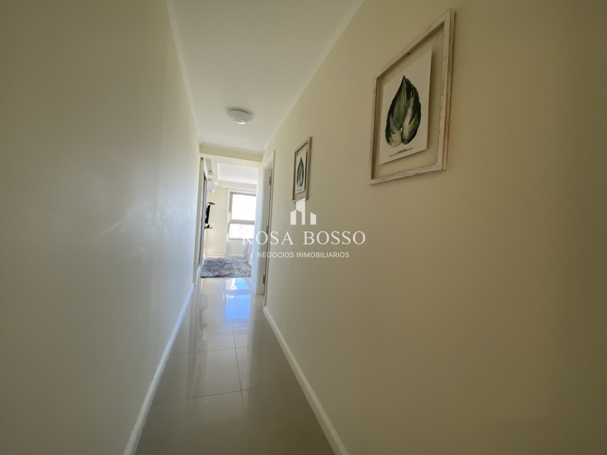 Apartamento ID.5741 - Apartamento 4 dormitorios  Garaje  vista Playa Brava  Punta del Este, Uruguay
