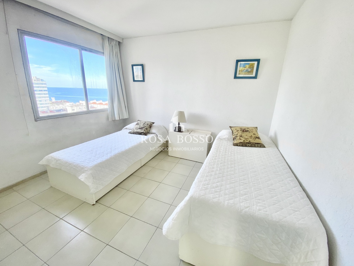 Apartamento ID.760 - Apartamento  2 dormitorios  Garaje Punta del Este 
