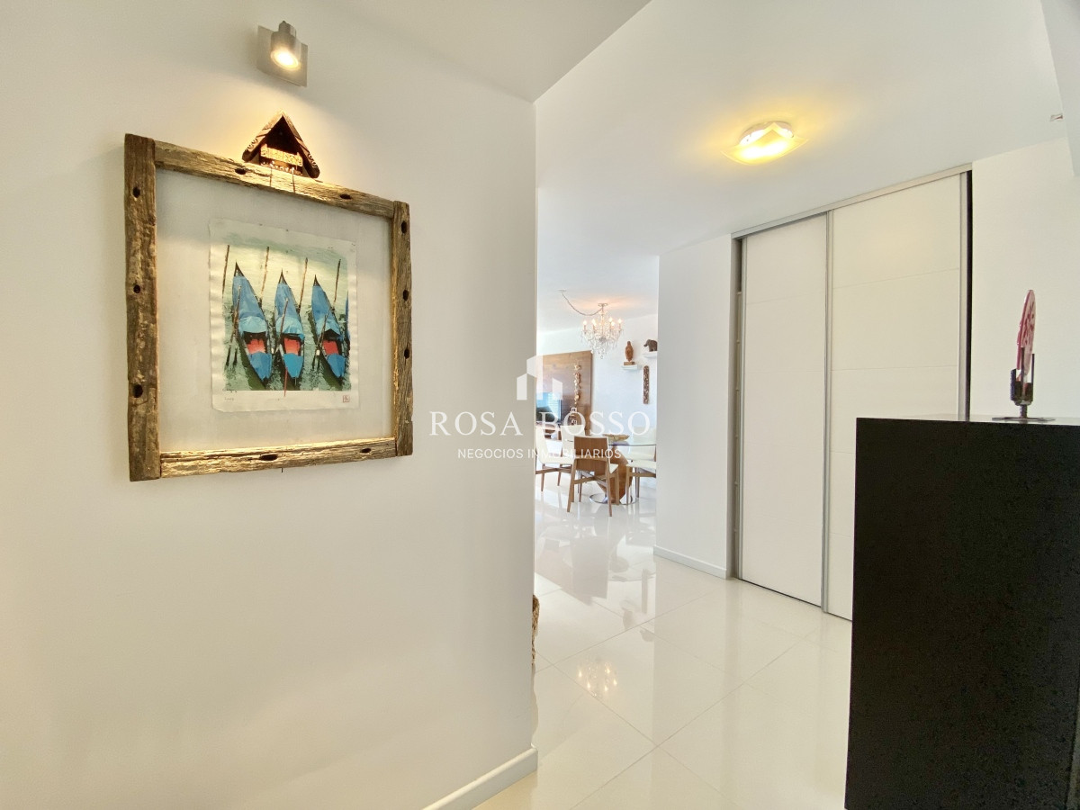 Apartamento ID.8866 - Alquiler, Apartamento, 3 dormitorios, Icon Brava, Punta del Este, Uruguay