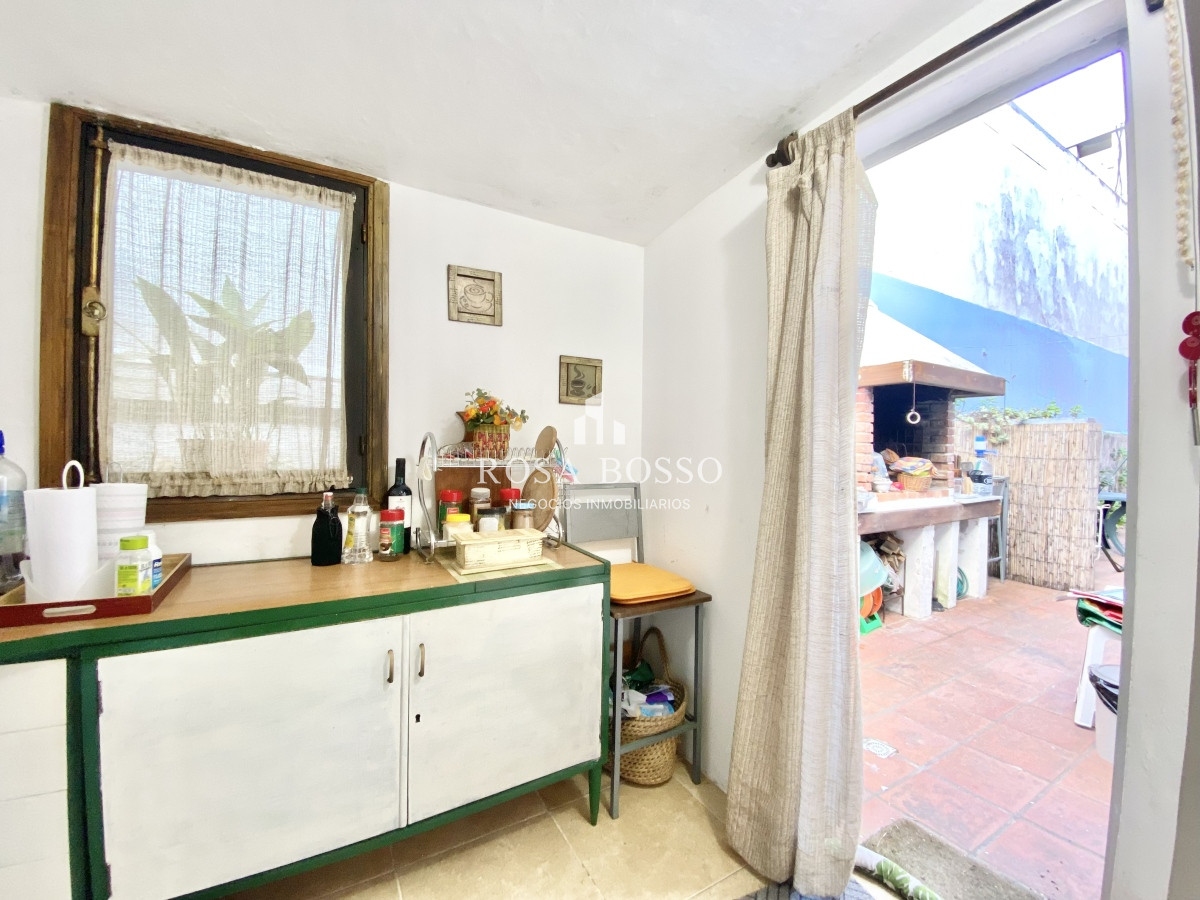 Apartamento ID.9267 - Apartamento Venta 1 dormitorio y medio Patio Parrillero Garaje Península Punta del Este