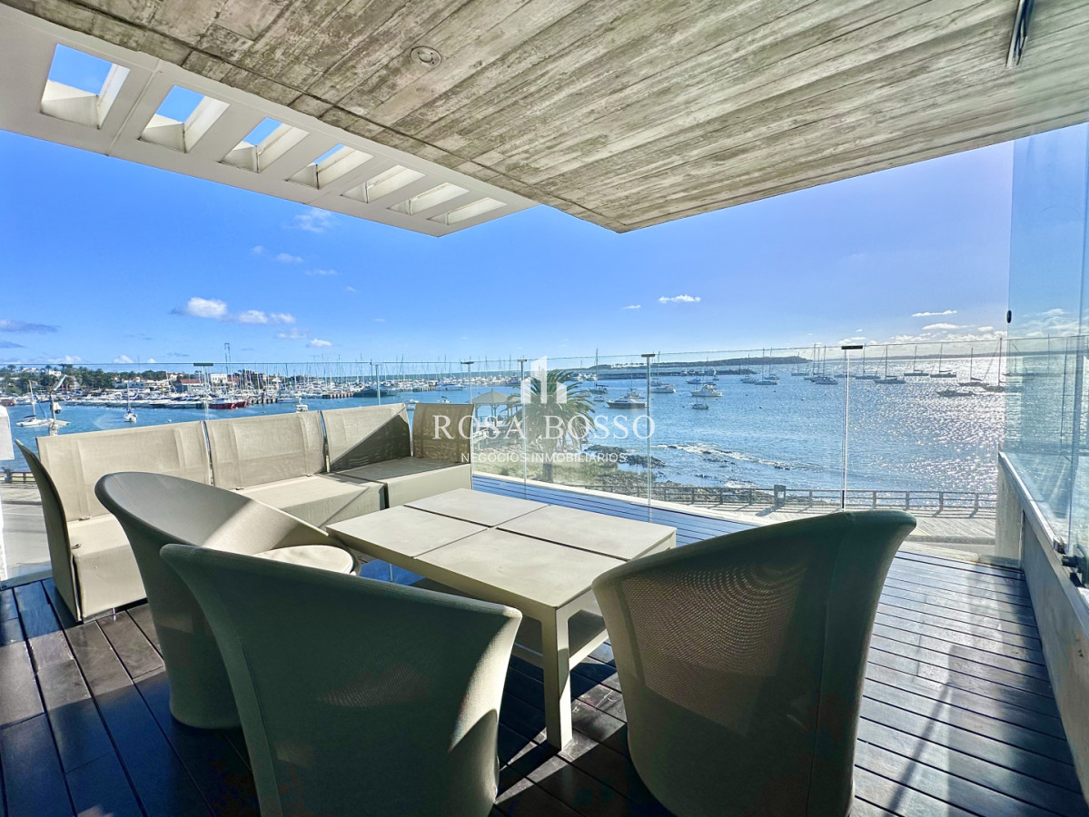 Apartamento ID.9882 - Apartamento en Alquiler Exclusivo 4 Dormitorios Península, Punta del Este