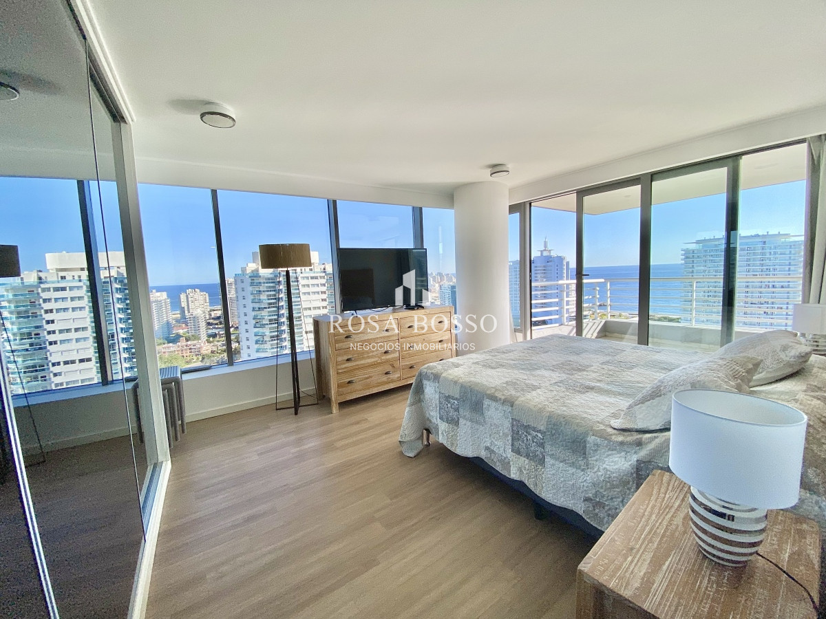 Apartamento ID.5042 - Penthouse Duplex Venta 4 dormitorios Punta del Este Mansa