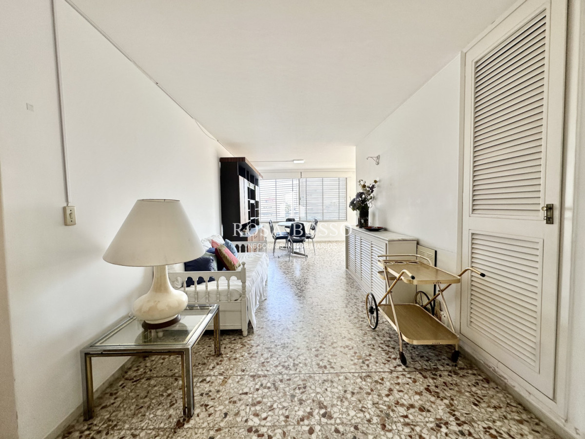 Apartamento ID.9712 - Apartamento Venta 2 dormitorios Península Punta del Este