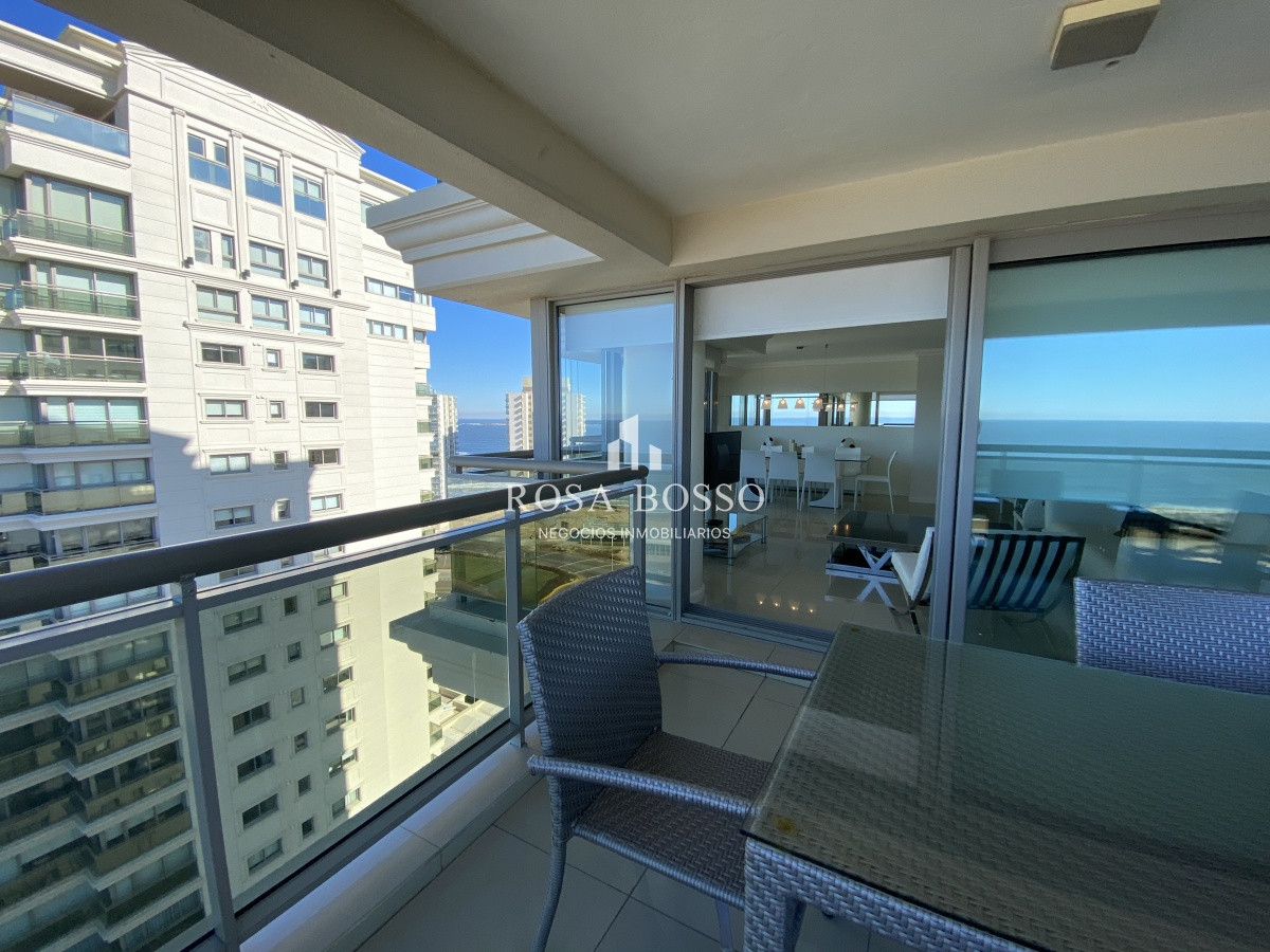 Apartamento ID.2546 - Apartamento Venta alquiler 3 dormitorios Brava Punta del Este