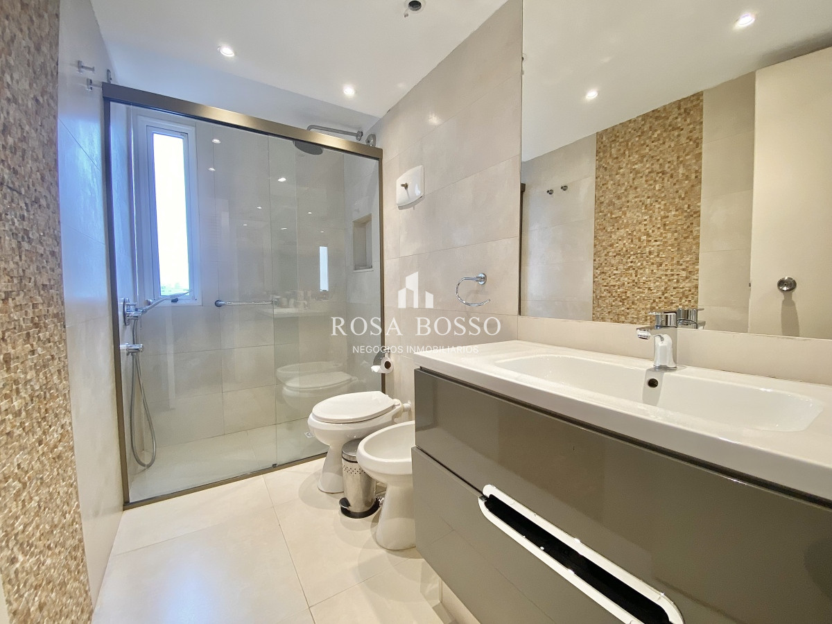 Apartamento ID.2153 - Apartamento Venta 3 dormitorios Brava Punta del Este 
