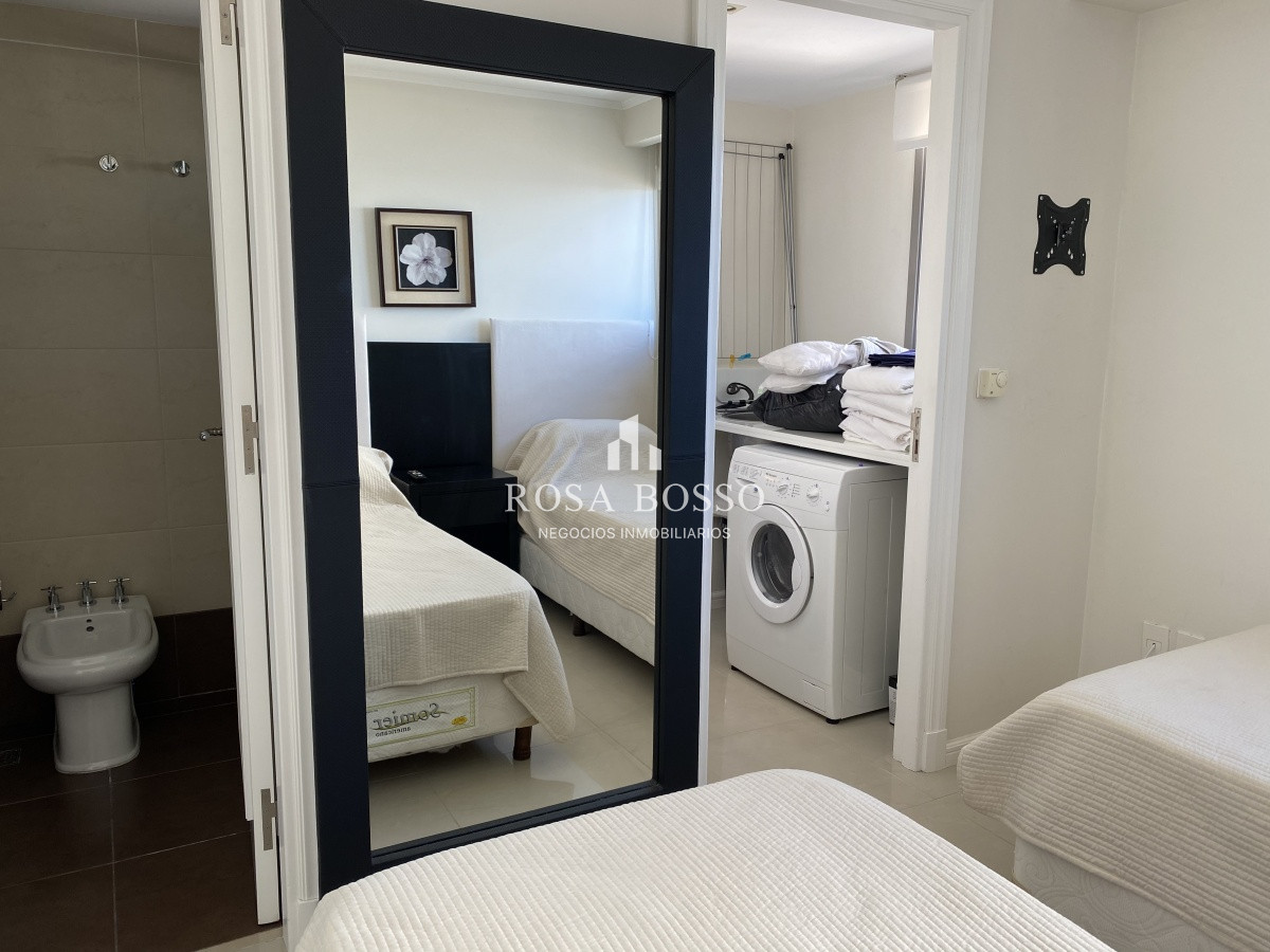 Apartamento ID.2546 - Apartamento Venta alquiler 3 dormitorios Brava Punta del Este