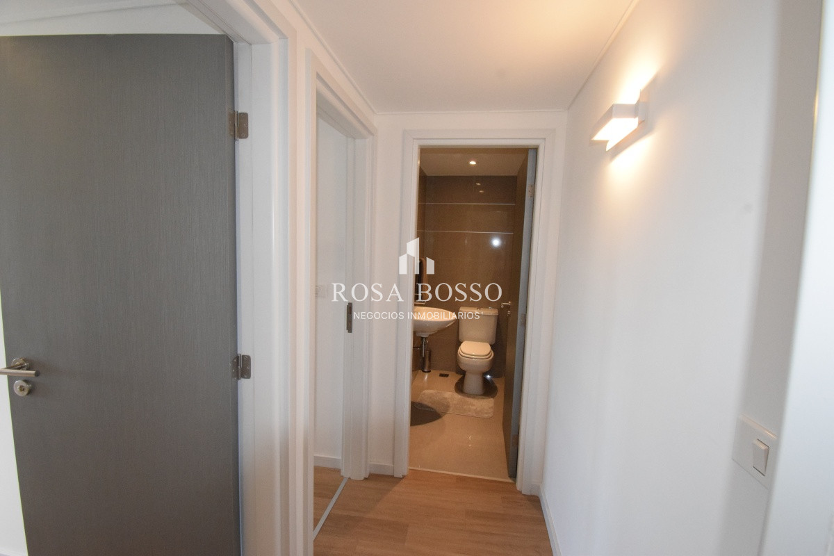 Apartamento ID.5041 - VENTA, apartamento, 2 dormitorios, Mansa, Punta del Este, Uruguay.