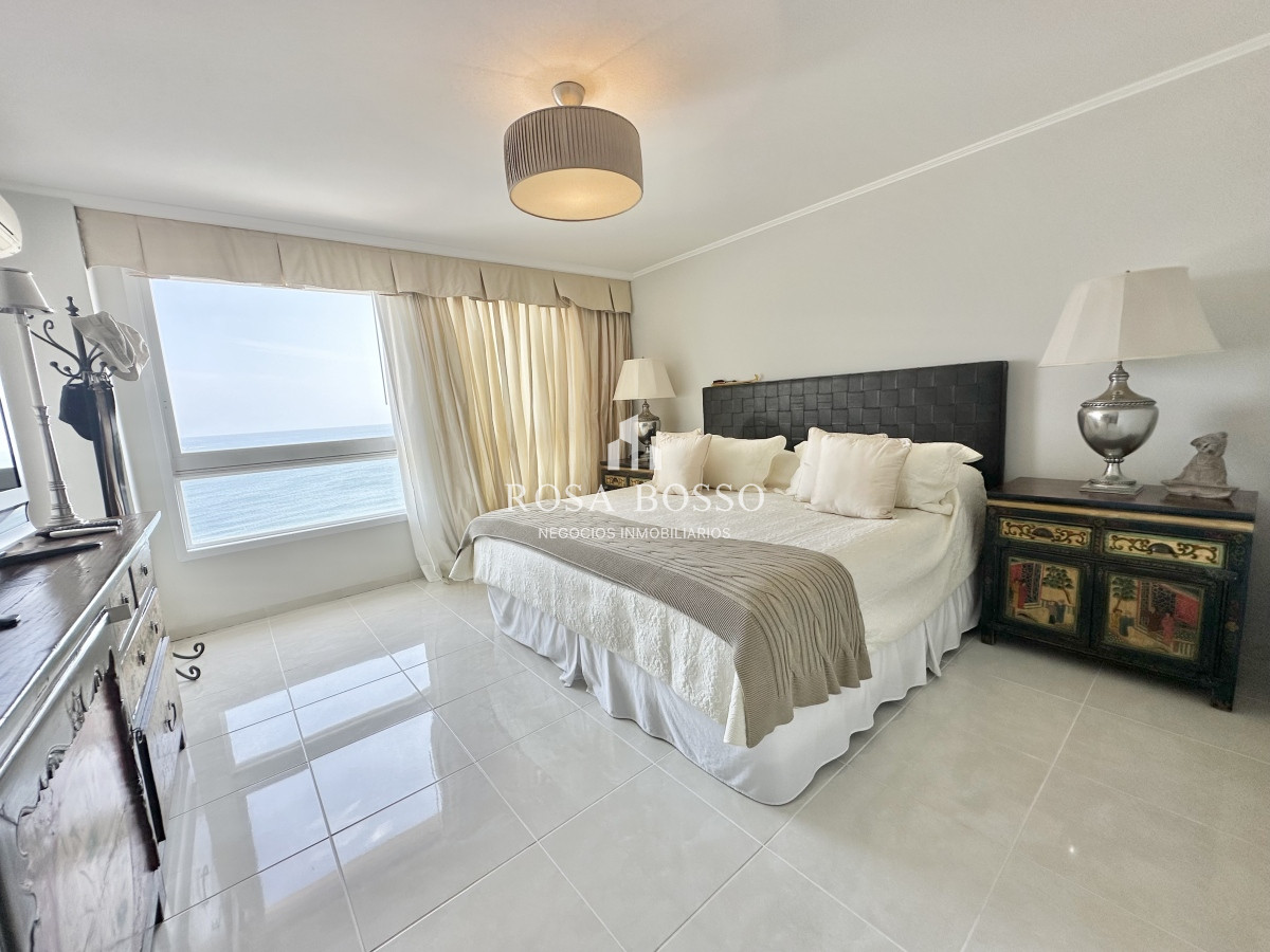 Apartamento ID.9348 - Apartamento Le Jardín Venta 3 dormitorios  Mansa  Punta del Este