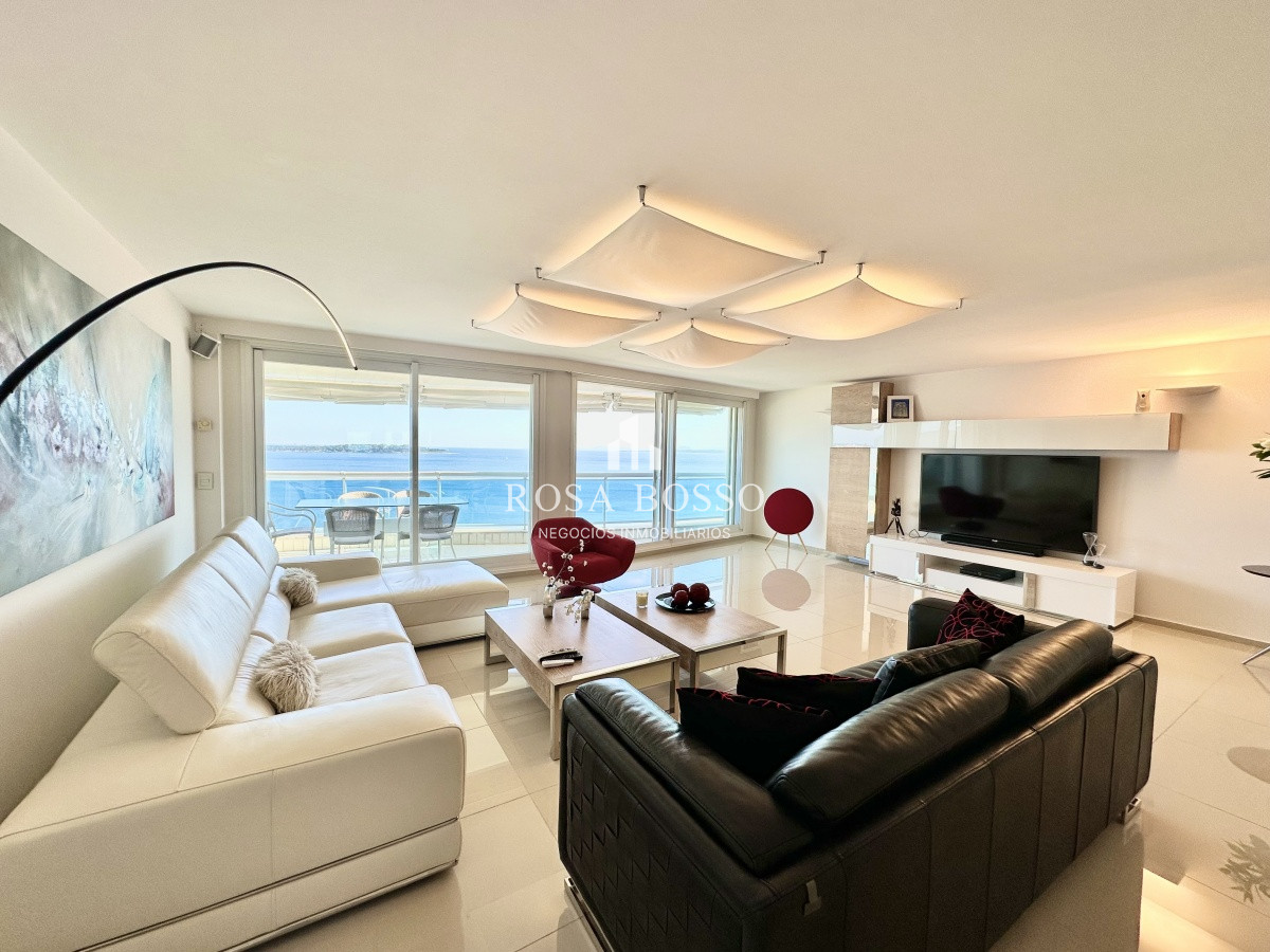 VENTA, Apartamento, 3 dormitorios, Punta del Este, Uruguay, Primera linea - RBS8293A