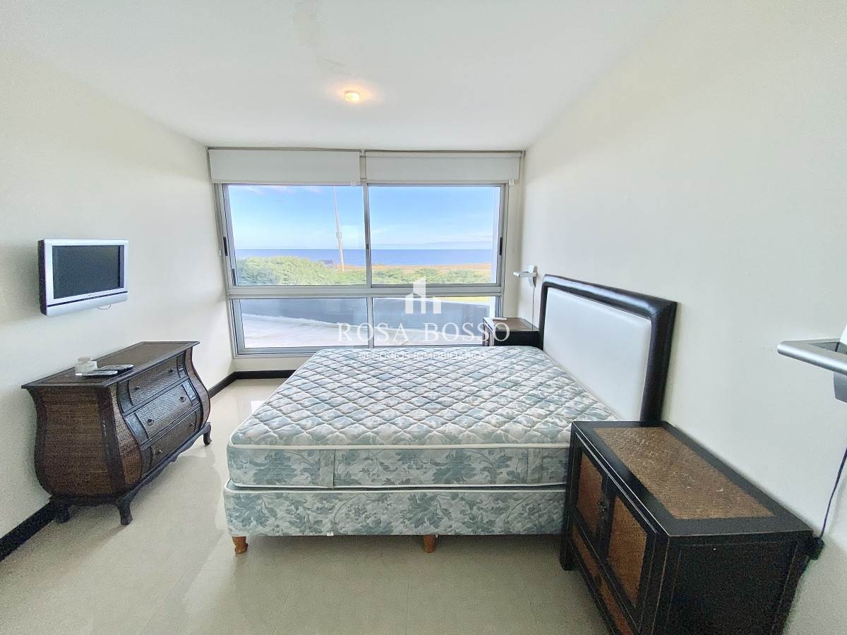 Apartamento ID.5354 - Apartamento Venta 3 dormitorios Mansa Punta del Este