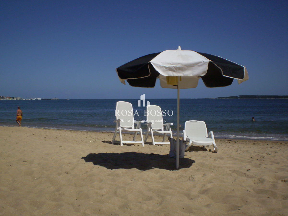 Apartamento ID.1258 - VENTA, Apartamento, 2 dormitorios y garaje, Punta del Este, Uruguay