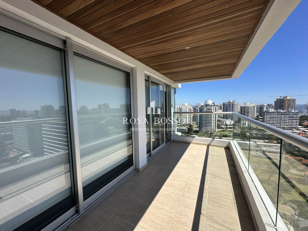 Apartamento ID.8866 - Apartamento Venta 2 dormitorios Brava Punta del Este