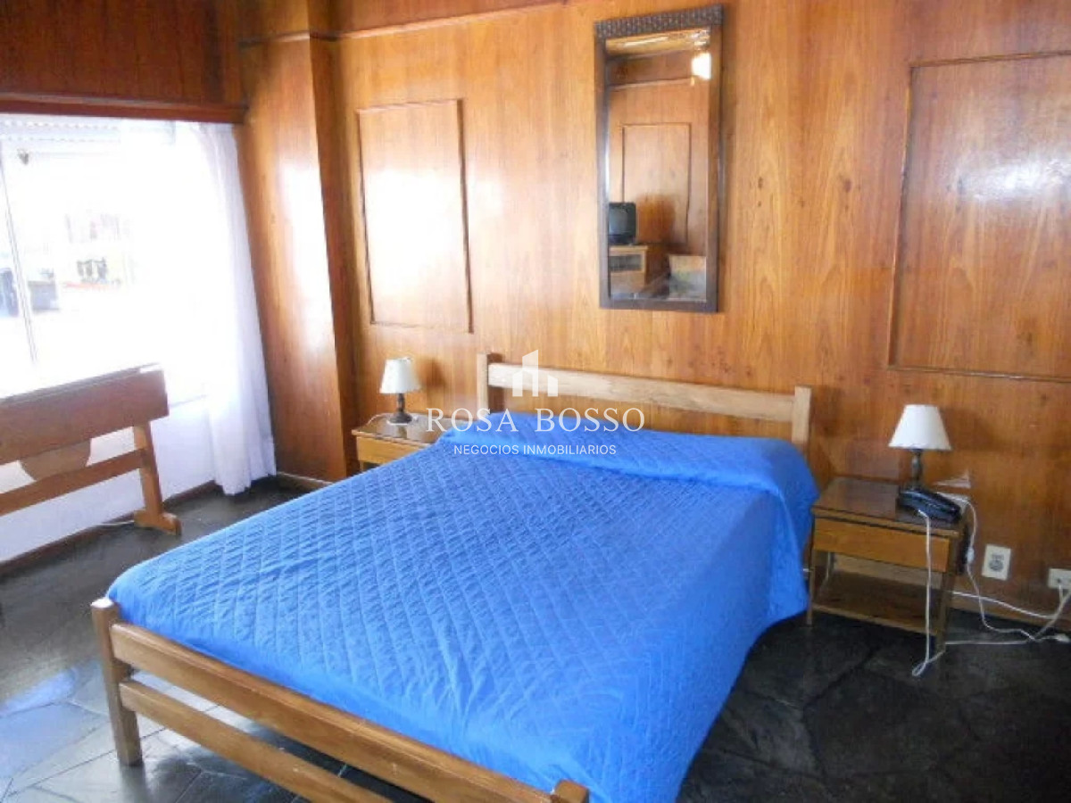 Apartamento ID.1018 - VENTA, Monoambiente, Península, Punta del Este, Uruguay