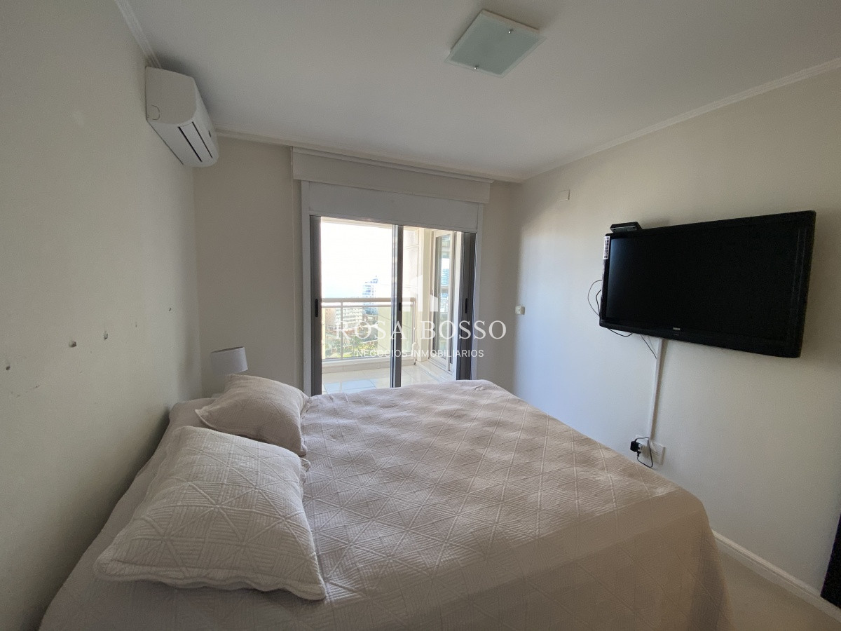 Apartamento ID.2546 - Apartamento Venta alquiler 3 dormitorios Brava Punta del Este