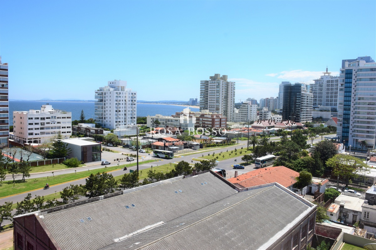 Apartamento ID.12 - VENTA, Apartamento, 2 dormitorios con Garaje, con vista, Brava, Punta del Este, Uruguay