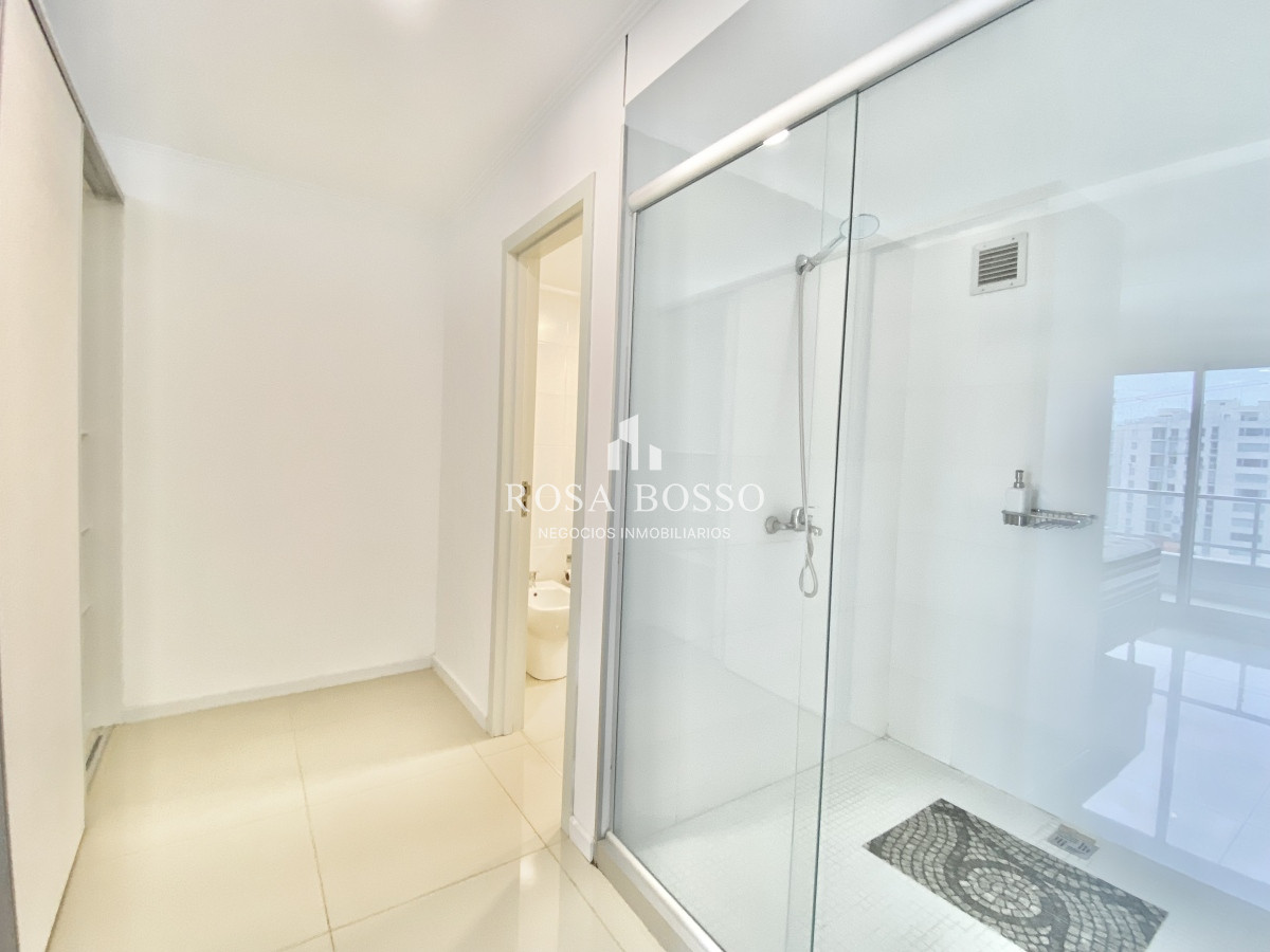 Apartamento ID.2857 - Apartamento Venta 3 dormitorios Brava Punta del Este