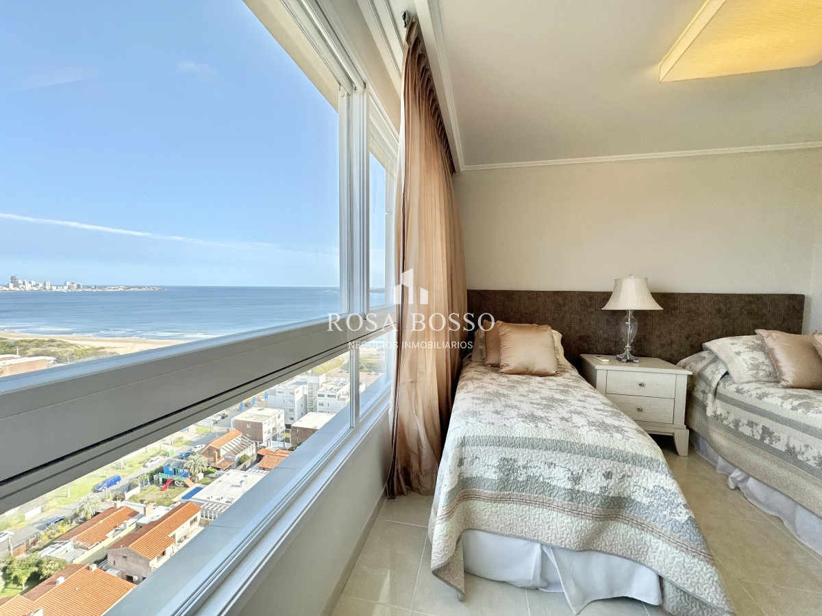 Apartamento ID.9348 - Apartamento Le Jardín Venta 3 dormitorios  Mansa  Punta del Este